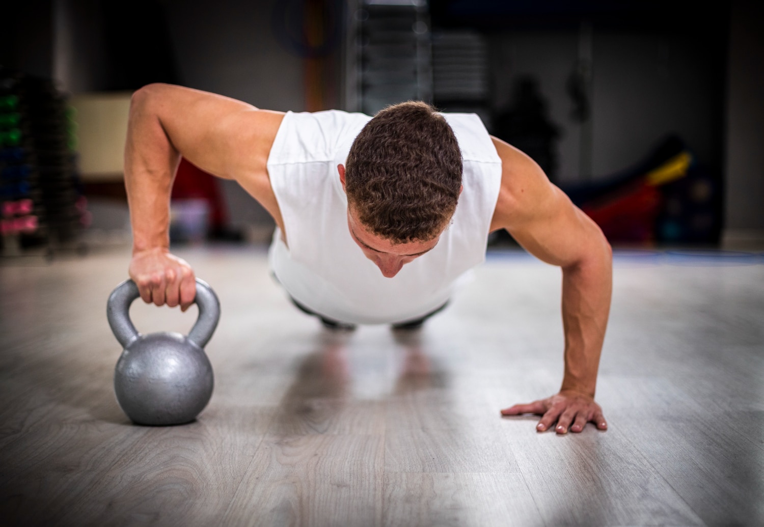 כמה דקות צריך לנוח בין סטים